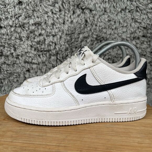 Nike Air Force 1 Low White Black Casual Shoes Sneakers Size 4 Y CT3839-100 - Picture 1 of 10